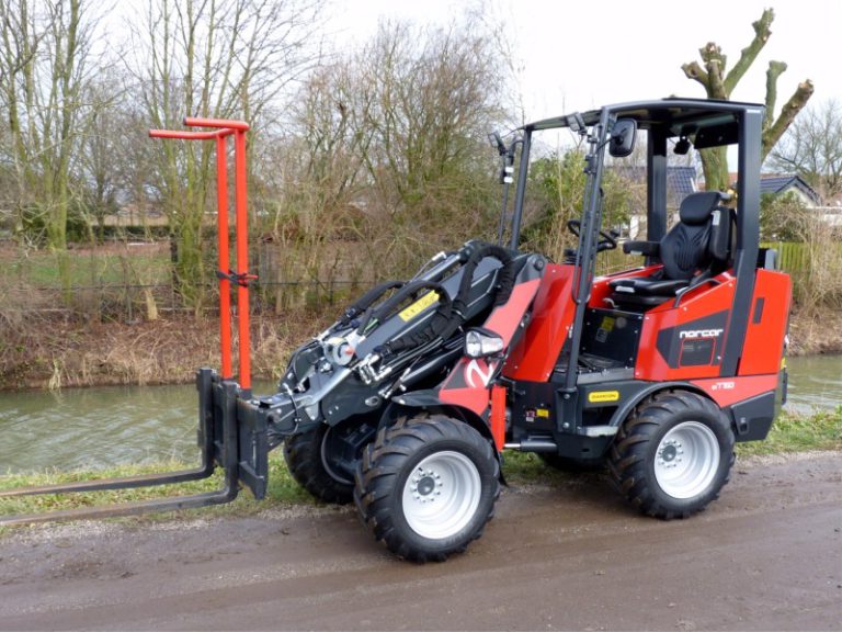 Norcar chargeur articulé A7750