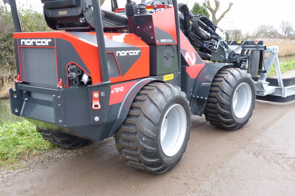 Norcar chargeur articulé A7240