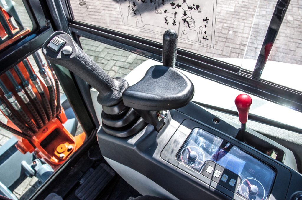 Atlas mini pelle AC 25UF