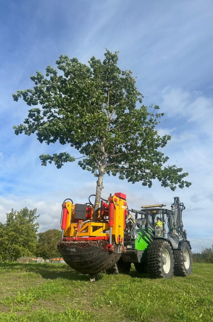 Combinaison chargeuse-excavatrice KLR-2000