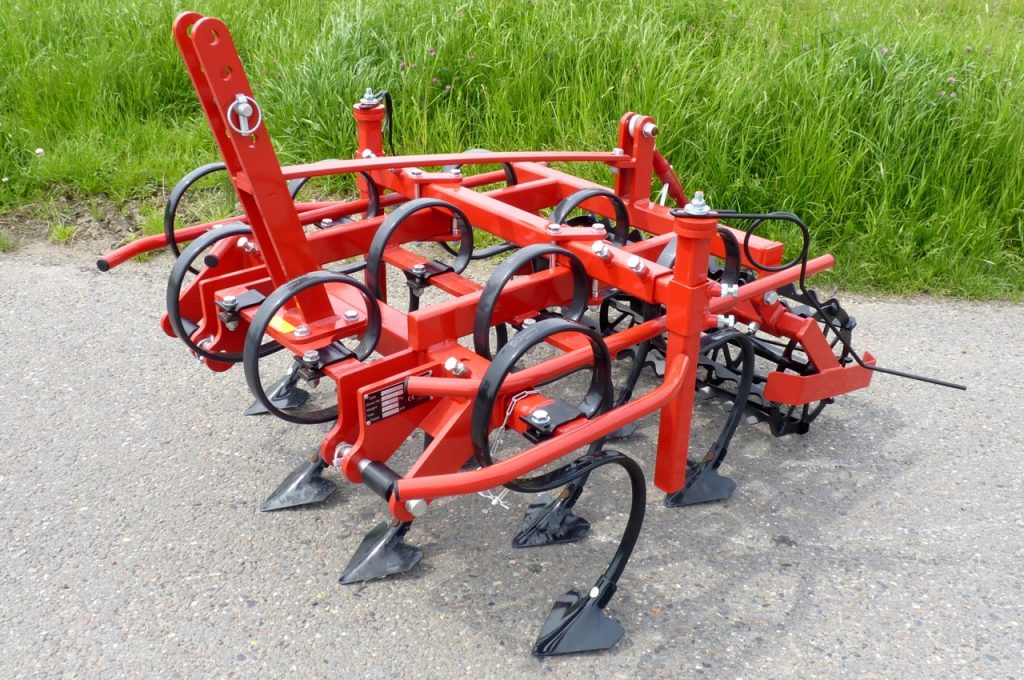 Désherbeurs à torsion pour cultivation sur billons de 30-à-60 cm de hauteur