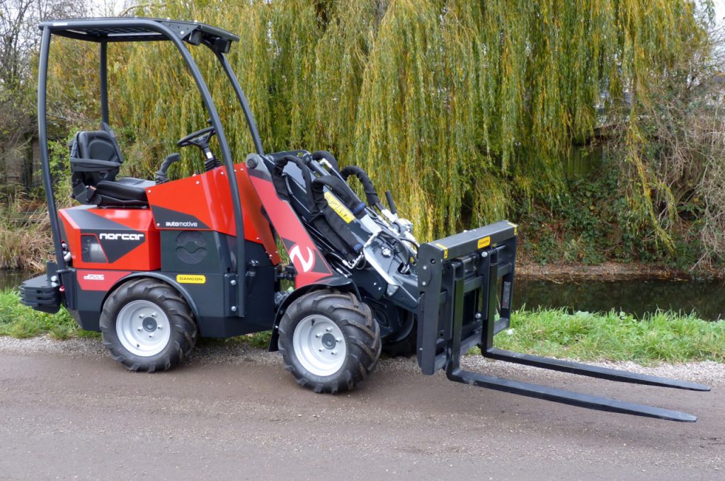 Norcar chargeur articulé A6226