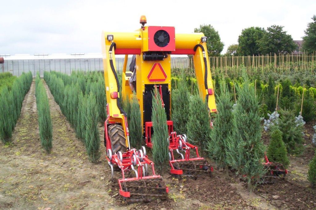 Cultivateurs 3 rangs - Tracteur enjambeur