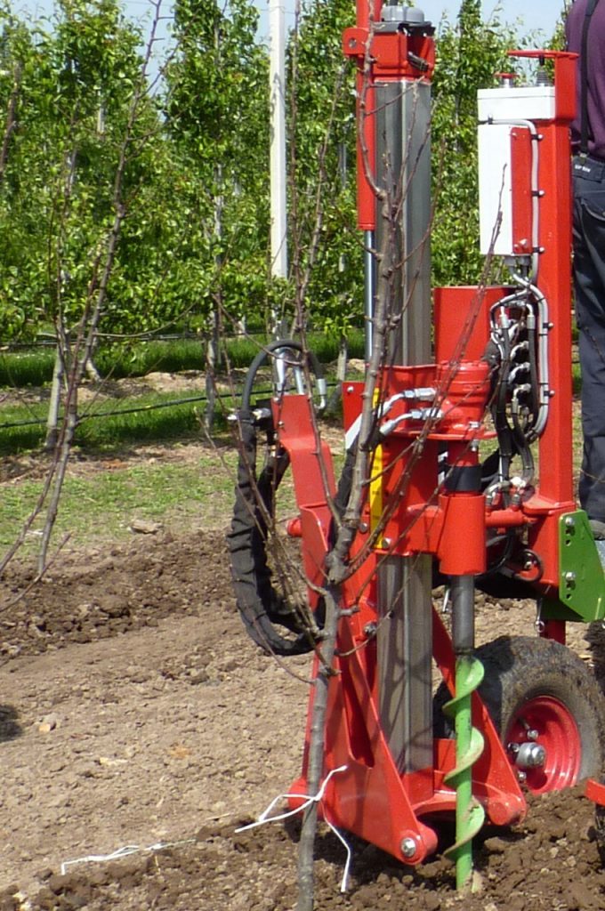 Vrille pour poteaux en béton