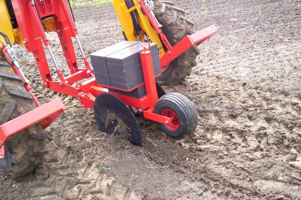 Coupe racines - Tracteur enjambeur