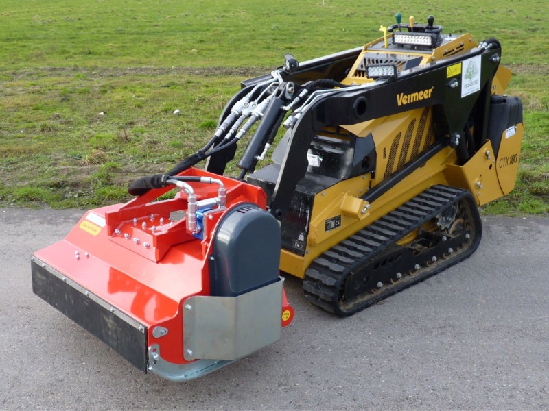 Les hommes de Damcon s'amusent avec la technique