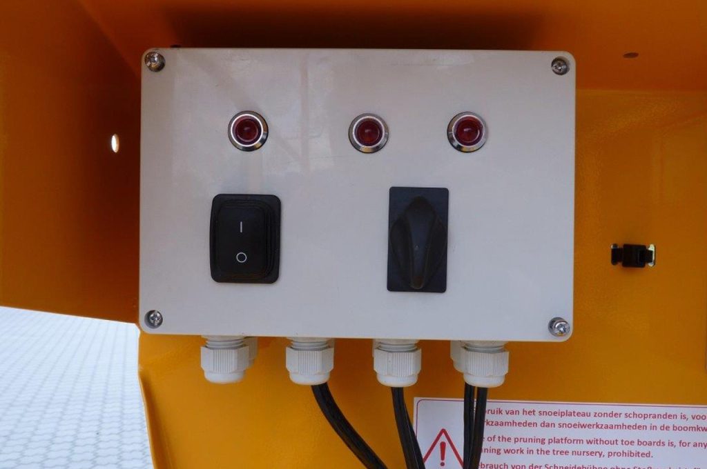 Commande contrôle automatique - Plateforme de taille