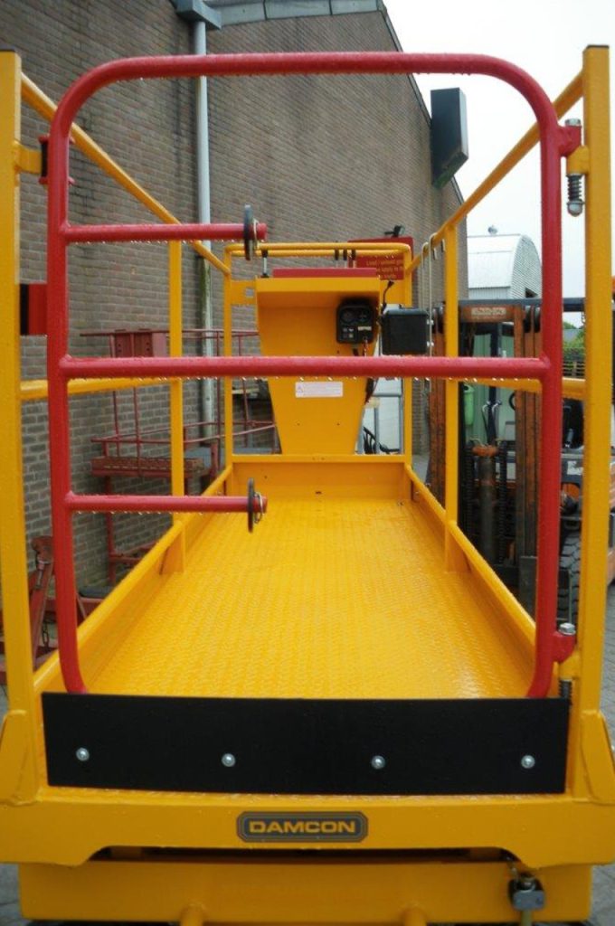 Porte du bas couverte - Plateforme de taille