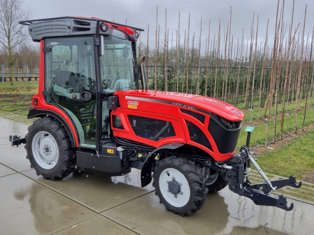 Carraro Tony 8700 V