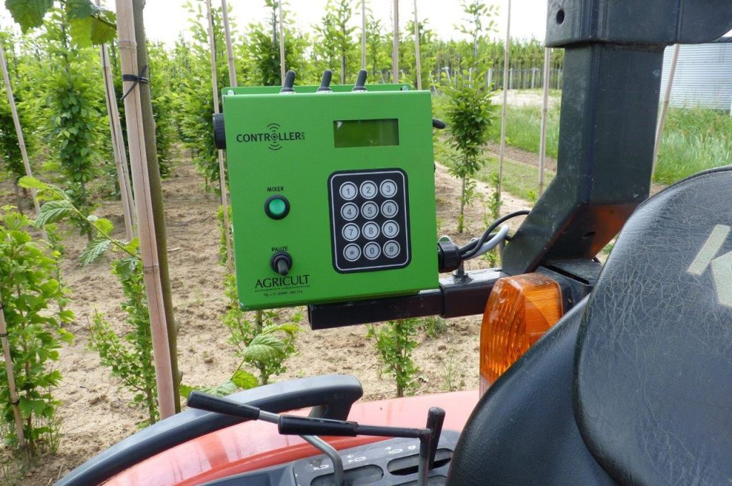 Commande avec touches à effleurement