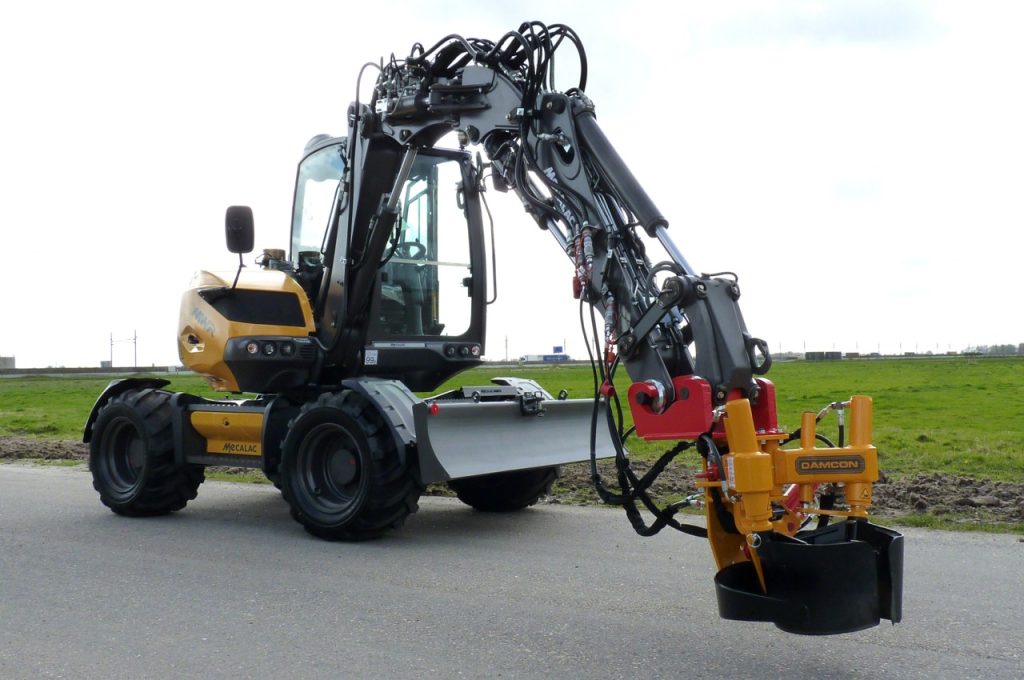 KLR-300M ST à Mecalac 7MWR