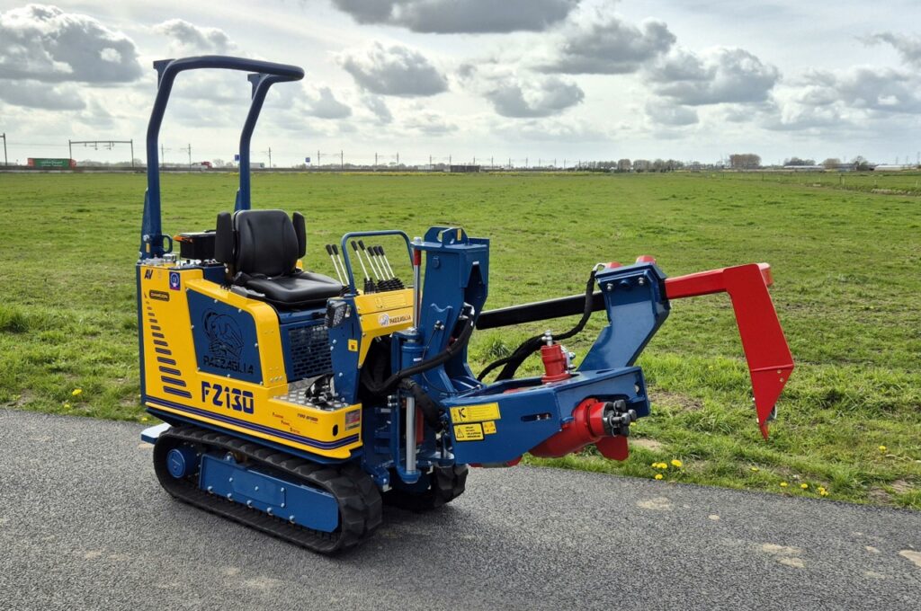 FZ-130 AV avec arceau de sécurité